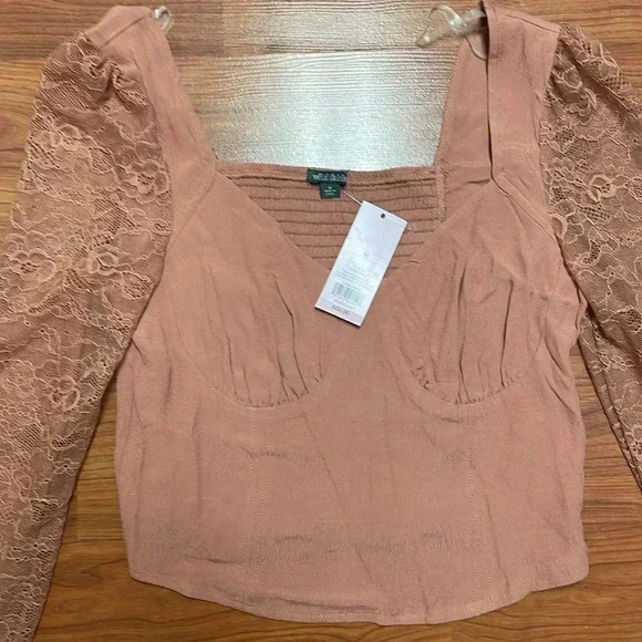 NWT Wild Fable Long Sleeve Lace Blouse Size Med - Picture 4 of 6